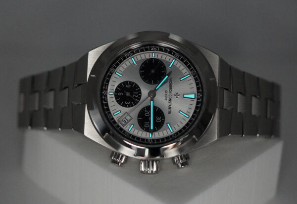 Vacheron CONSTANTIN OVERSEAS CHRONOGRAPH 5520V PANDA DIAL 2024 NEW MODEL - Image 11