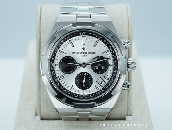 Vacheron CONSTANTIN OVERSEAS CHRONOGRAPH 5520V PANDA DIAL 2024 NEW MODEL