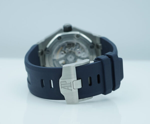 Audemars PIGUET ROYAL OAK OFFSHORE DIVER 15720ST BLUE DIAL 2023 WARRANTY FULL SET - Image 7