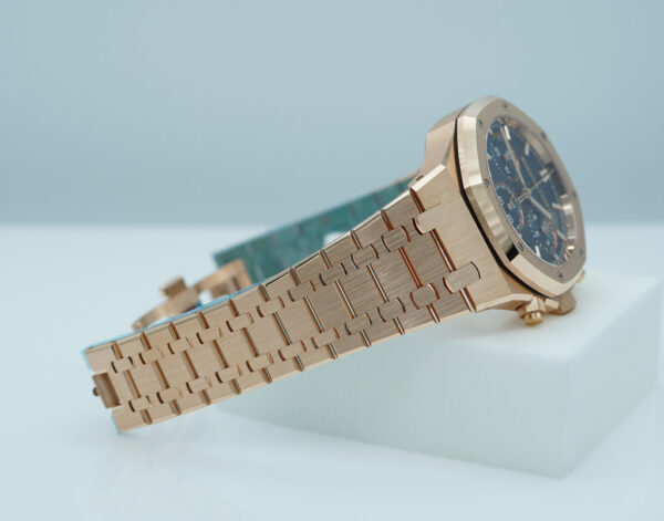 BRAND NEW Audemars PIGUET ROYAL OAK CHRONOGRAPH 26240OR ROSE GOLD BLUE DIAL BRACELET FULL SET - Image 5