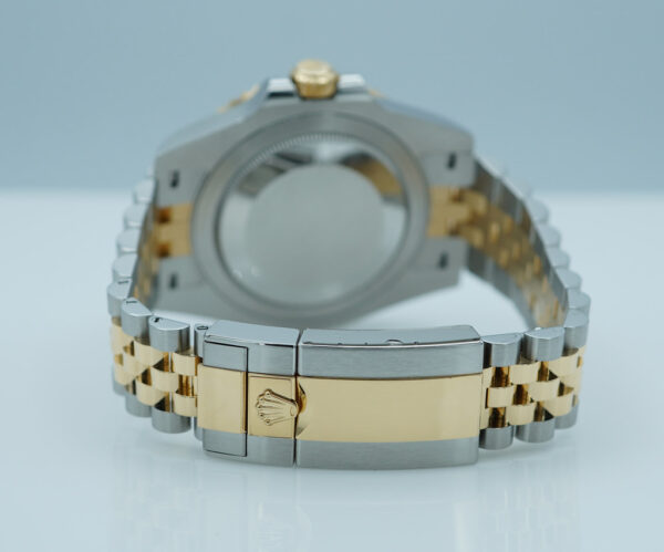 Rolex 126713GRNR GMT MASTER 2 GREY BLACK BEZEL JUBILEE BAND 2024 WARRANTY FULL SET - Image 7