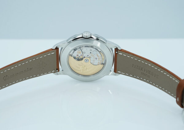 Patek PHILIPPE 5212A STAINLESS STEEL CALATRAVA WEEKLY CALENDAR 2023 FULL SET - Image 8