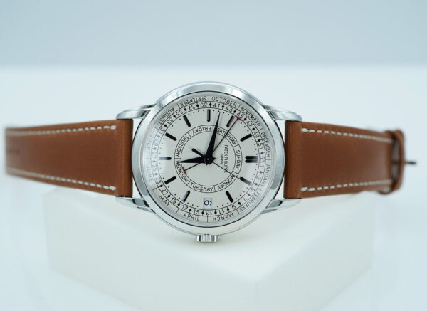Patek PHILIPPE 5212A STAINLESS STEEL CALATRAVA WEEKLY CALENDAR 2023 FULL SET - Image 9