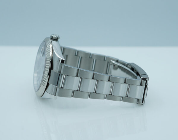 Rolex 126334 DATEJUST 41 FLUTED BEZEL BLUE STICK DIAL OYSTER 2024 FULL SET - Image 5
