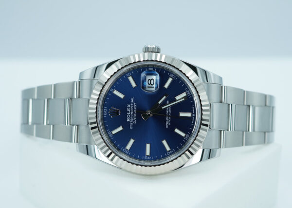 Rolex 126334 DATEJUST 41 FLUTED BEZEL BLUE STICK DIAL OYSTER 2024 FULL SET - Image 10
