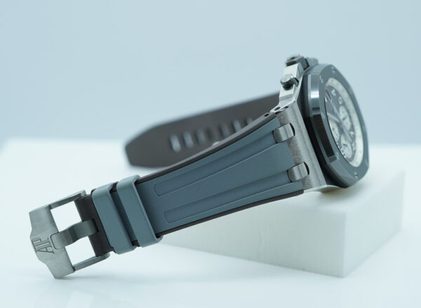 Audemars PIGUET ROYAL OAK OFFSHORE GHOST TITANIUM GREY CERAMIC 26470IO FULL SET - Image 6