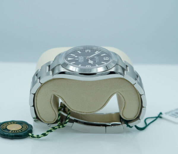 BRAND NEW Rolex 224270 EXPLORER FULL LUME DIAL NEW MODEL 40MM 2025 FULL SET - Image 4