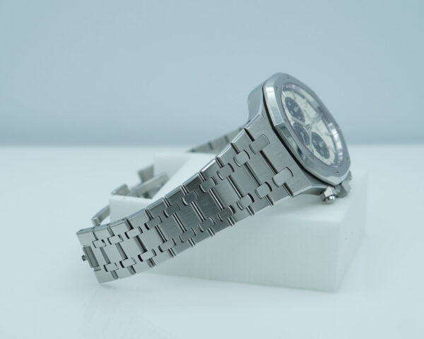 Audemars PIGUET ROYAL OAK CHRONOGRAPH WHITE PANDA DIAL 26331ST FULL SET - Image 6