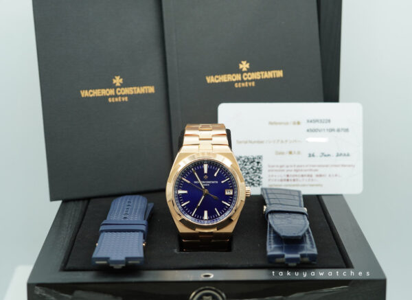 Vacheron CONSTANTIN OVERSEAS 18K ROSE GOLD BLUE DIAL 4500V 2022 FULL SET - Image 2