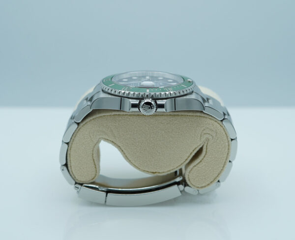 Rolex 126610LV SUBMARINER 41 GREEN MARK 2 BEZEL BLACK DIAL 2024 FULL SET - Image 4