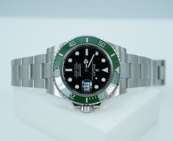 Rolex 126610LV SUBMARINER 41 GREEN MARK 2 BEZEL BLACK DIAL 2024 FULL SET - Image 9