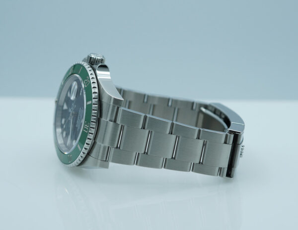 Rolex 126610LV SUBMARINER 41 GREEN MARK 2 BEZEL BLACK DIAL 2024 FULL SET - Image 5