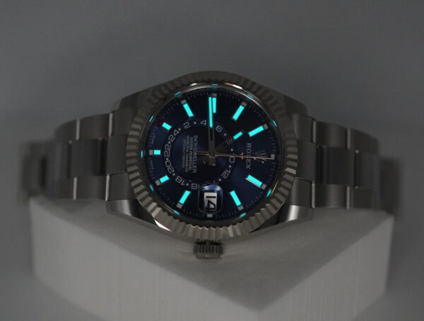 Rolex 326934 SKY-DWELLER BLUE DIAL OYSTER BAND 2023 WARRANTY FULL SET - Image 11