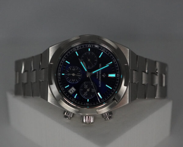 Vacheron CONSTANTIN OVERSEAS CHRONOGRAPH 5500V BLUE DIAL 2022 FULL SET - Image 11