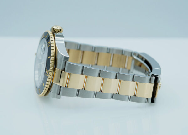 Rolex 126613LN SUBMARINER YELLOW GOLD STEEL BLACK DIAL 2020 FULL SET - Image 6
