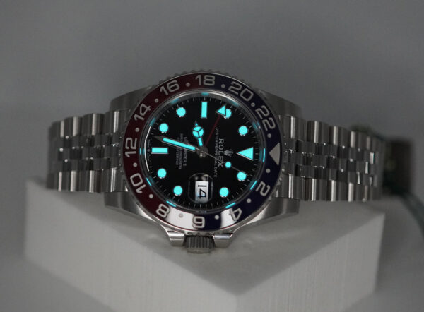 BRAND NEW Rolex 126710BLRO PEPSI GMT MASTER II RED BLUE JUBILEE BAND 2025 FULL SET - Image 11