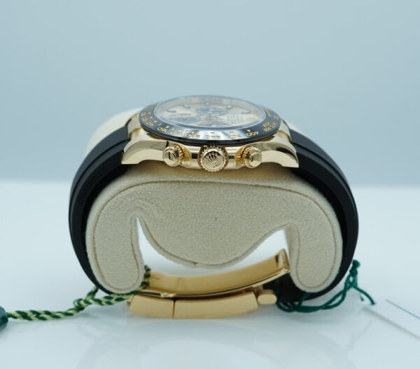 Rolex 116518LN DAYTONA PIKACHU 18K YELLOW GOLD OYSTERFLEX 2023 FULL SET - Image 4