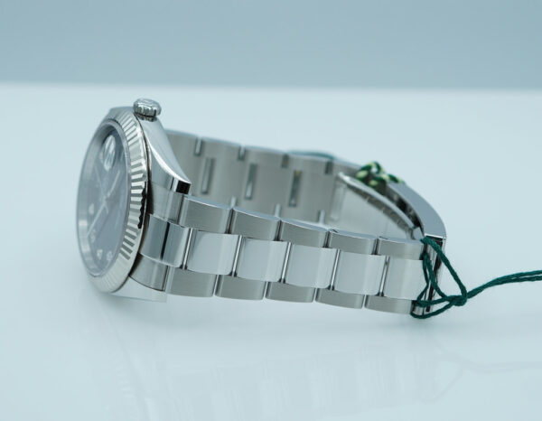 BRAND NEW Rolex 126334 DATEJUST 41 FLUTED BEZEL BLUE DIAMOND DIAL OYSTER BAND 2025 FULL SET - Image 5