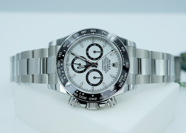 BRAND NEW Rolex 126500LN DAYTONA STEEL WHITE DIAL NEW MODEL 2025 FULL SET - Image 9