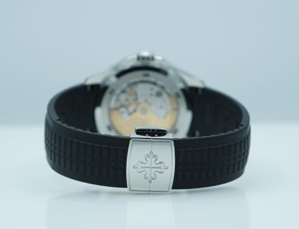 Patek PHILIPPE 5164A AQUANAUT TRAVEL TIME STAINLESS STEEL 2020 FULL SET - Image 7