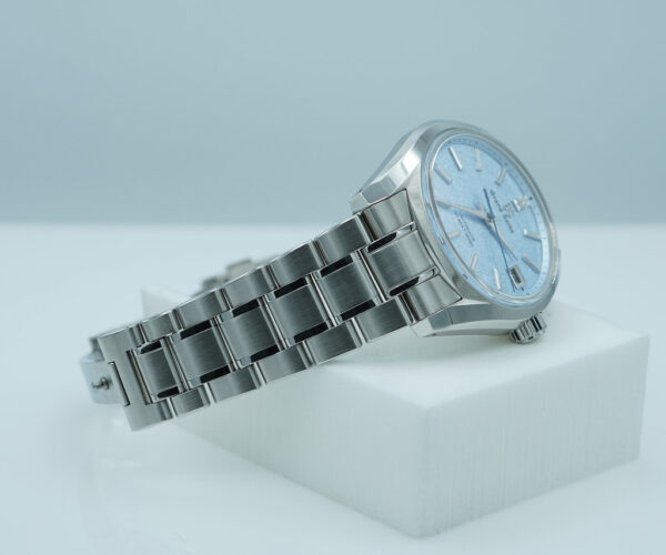 Grand Seiko HERITAGE SBGH295 Sōkō FROST ICE BLUE 2022 WARRANTY FULL SET - Image 6