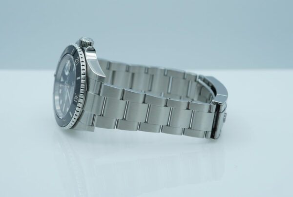 Rolex 126610LN SUBMARINER DATE 41 NEW MODEL 2021 WARRANTY FULL SET - Image 6