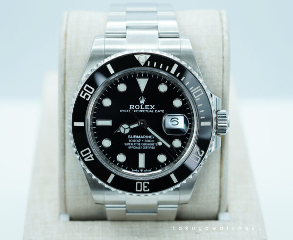 Rolex 126610LN SUBMARINER DATE 41 NEW MODEL 2021 WARRANTY FULL SET