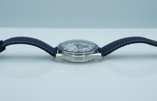 Omega SPEEDMASTER SILVER SNOOPY AWARD 50TH ANNIVERSARY 2022 WARRANTY FULL SET - Image 3