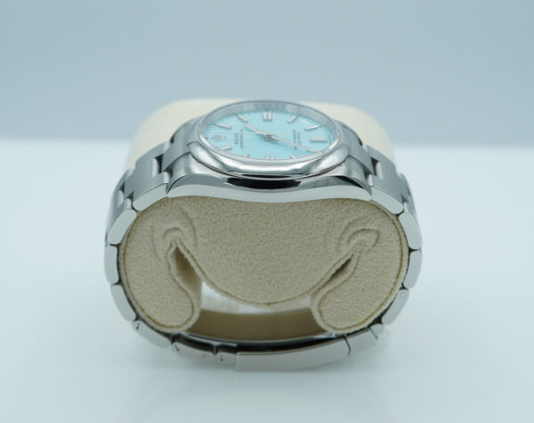 Rolex 126000 OYSTER PERPETUAL 36 TIFFANY TURQUOISE DIAL 2023 WARRANTY BOXES PAPERS - Image 4