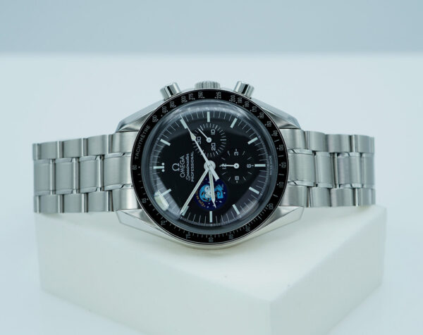 Omega SPEEDMASTER MOONWATCH SNOOPY EYES ON THE STARS LIMITED EDITION FULL SET - Image 10