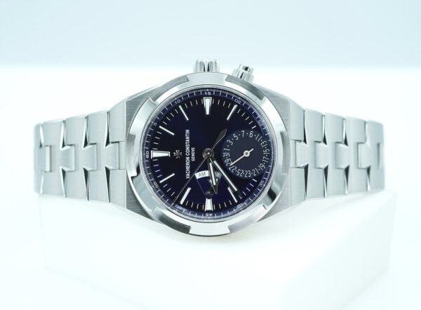Vacheron CONSTANTIN OVERSEAS DUAL TIME 7920V BLUE DIAL 2025 NEW MODEL FULL SET - Image 10