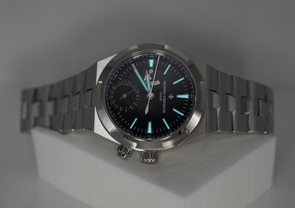 Vacheron CONSTANTIN OVERSEAS DUAL TIME 7920V BLUE DIAL 2025 NEW MODEL FULL SET - Image 11