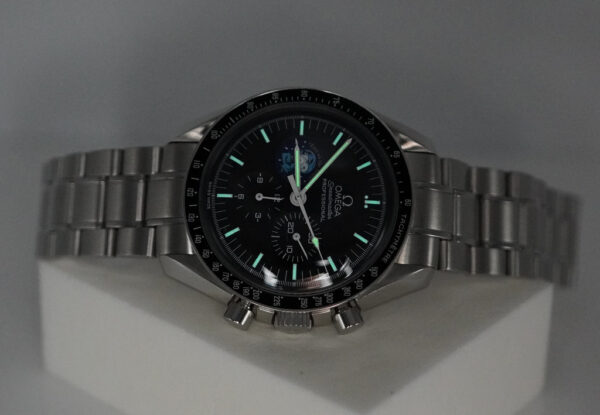 Omega SPEEDMASTER MOONWATCH SNOOPY EYES ON THE STARS LIMITED EDITION FULL SET - Image 11