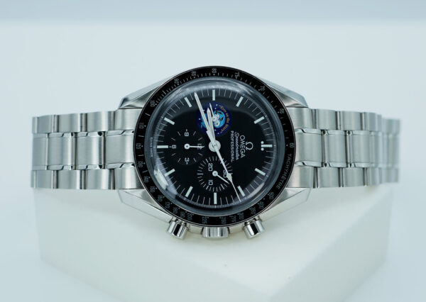 Omega SPEEDMASTER MOONWATCH SNOOPY EYES ON THE STARS LIMITED EDITION FULL SET - Image 9