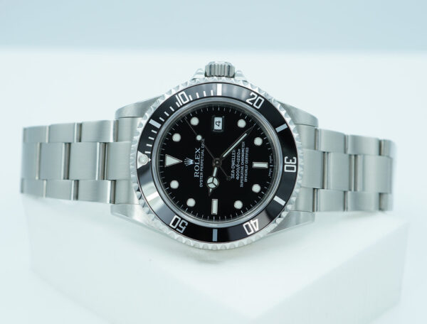 Rolex 16600 SEA-DWELLER 4000 NO HOLE CASE D SERIAL 40MM BOX PAPERS - Image 10