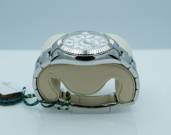BRAND NEW Rolex 336934 SKY-DWELLER WHITE DIAL OYSTER BAND NEW MODEL 2025 FULL SET - Image 4