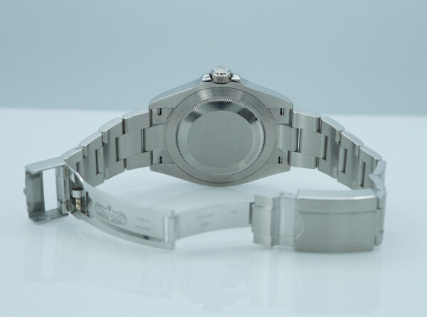 Rolex 126900 AIR KING 40MM NEW MODEL 2024 WARRANTY FULL SET - Image 8