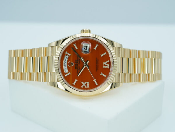 Rolex 128238 DAY DATE 36 YELLOW GOLD CARNELIAN DIAL 2024 WARRANTY FULL SET - Image 10