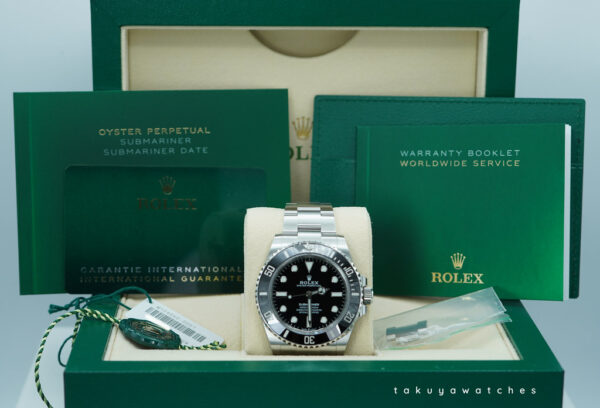 Rolex 124060 SUBMARINER NO DATE 41 NEW MODEL 2022 WARRANTY FULL SET - Image 2