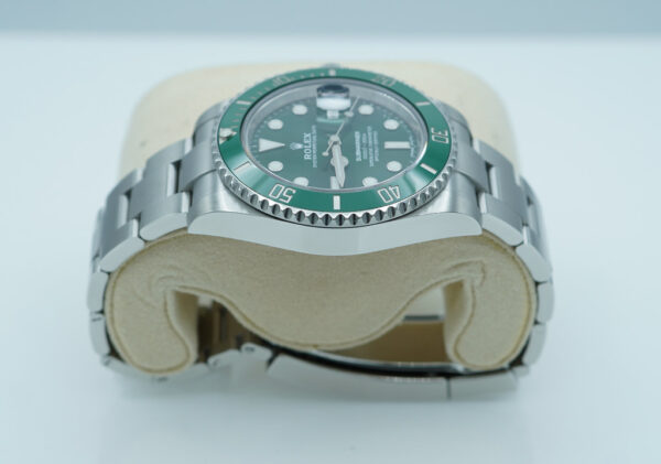 Rolex 116610LV SUBMARINER HULK GREEN DIAL GREEN BEZEL 2019 FULL SET - Image 3