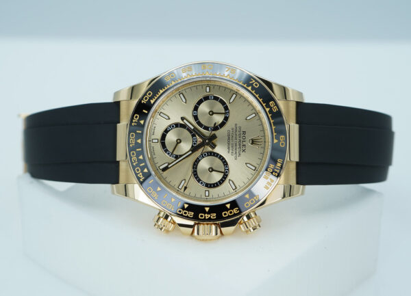 Rolex 126518LN DAYTONA YELLOW GOLD CHAMPAGNE DIAL OYSTERFLEX NEW MODEL 2024 FULL SET - Image 9
