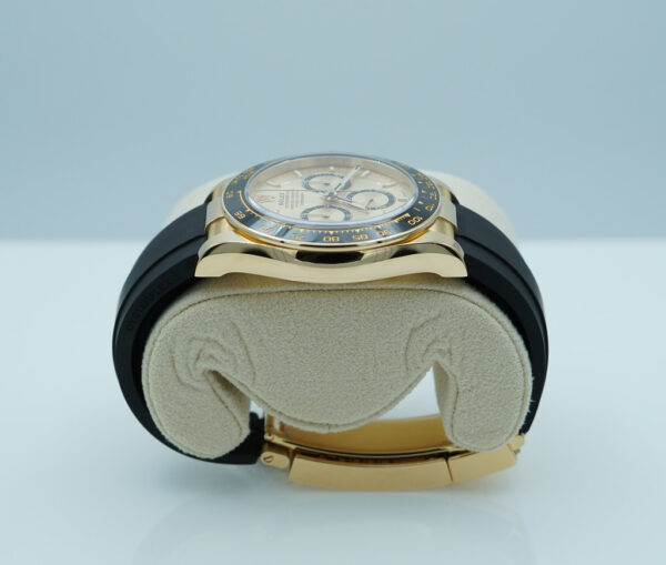 Rolex 126518LN DAYTONA YELLOW GOLD CHAMPAGNE DIAL OYSTERFLEX NEW MODEL 2024 FULL SET - Image 3