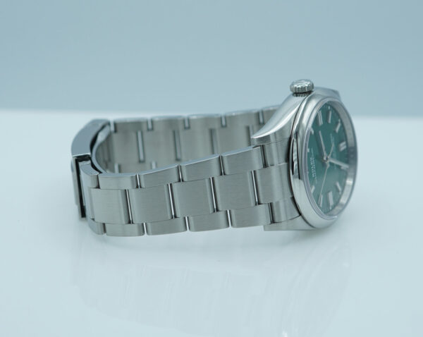 Rolex 126000 OYSTER PERPETUAL 36 GREEN DIAL 2021 WARRANTY FULL SET - Image 6