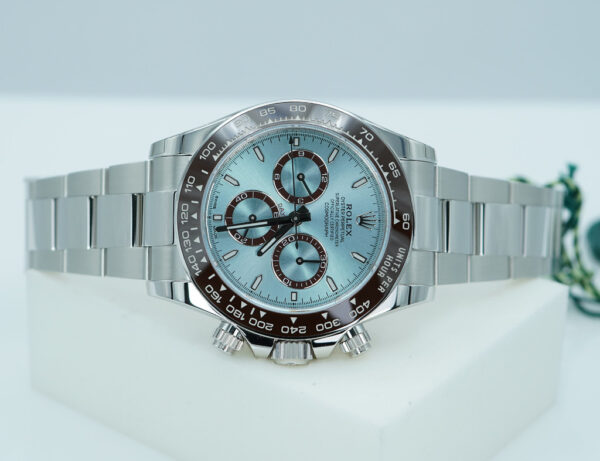 BRAND NEW Rolex 126506 DAYTONA PLATINUM ICE BLUE DIAL NEW MODEL 2025 WARRANTY FULL SET - Image 9