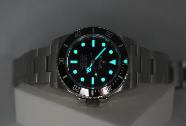 Rolex 124060 SUBMARINER NO DATE 41 NEW MODEL 2023 WARRANTY FULL SET - Image 11