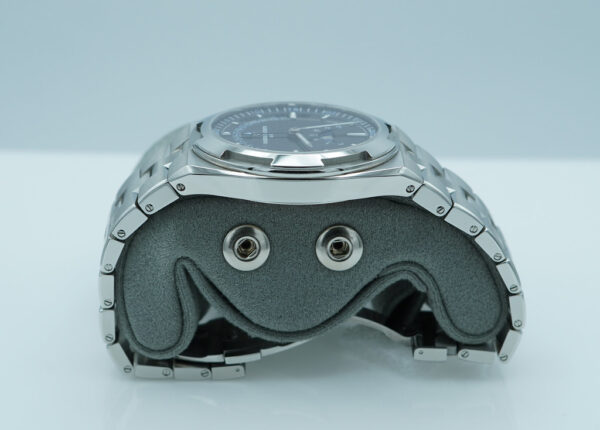 Vacheron CONSTANTIN OVERSEAS 4000V MOONPHASE RETROGRADE DATE BLUE DIAL 2025 FULL SET - Image 4