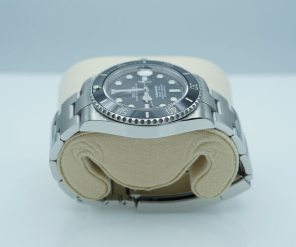 Rolex 126610LN SUBMARINER DATE 41 NEW MODEL 2021 WARRANTY FULL SET - Image 4