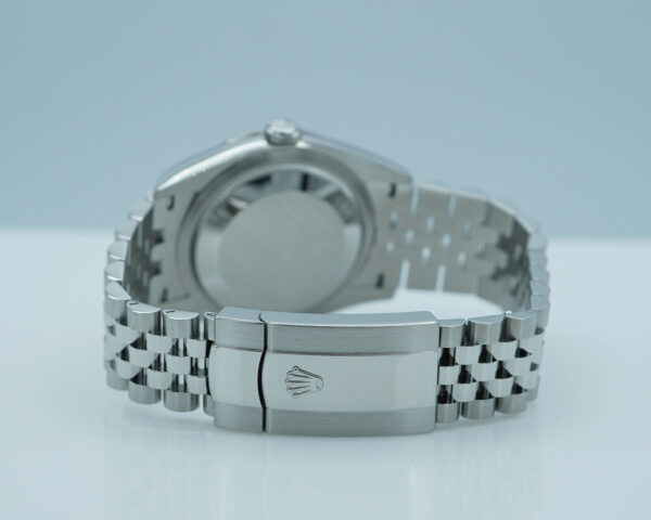 Rolex 126234 DATEJUST 36 FLUTED BEZEL BLUE DIAL JUBILEE BAND 2024 WARRANTY FULL SET - Image 7