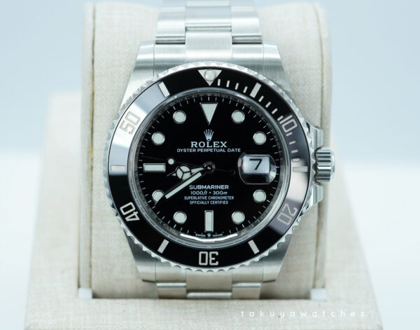 Rolex 126610LN SUBMARINER DATE 41 NEW MODEL 2021 WARRANTY FULL SET