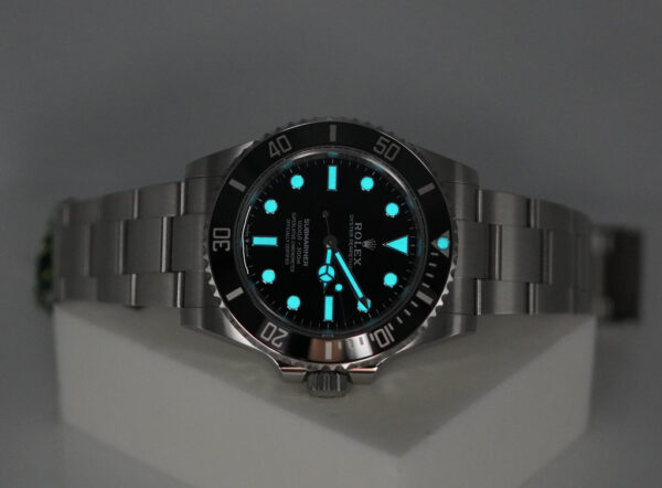 BRAND NEW Rolex 124060 SUBMARINER NO DATE 41 NEW MODEL 2025 WARRANTY FULL SET - Image 11